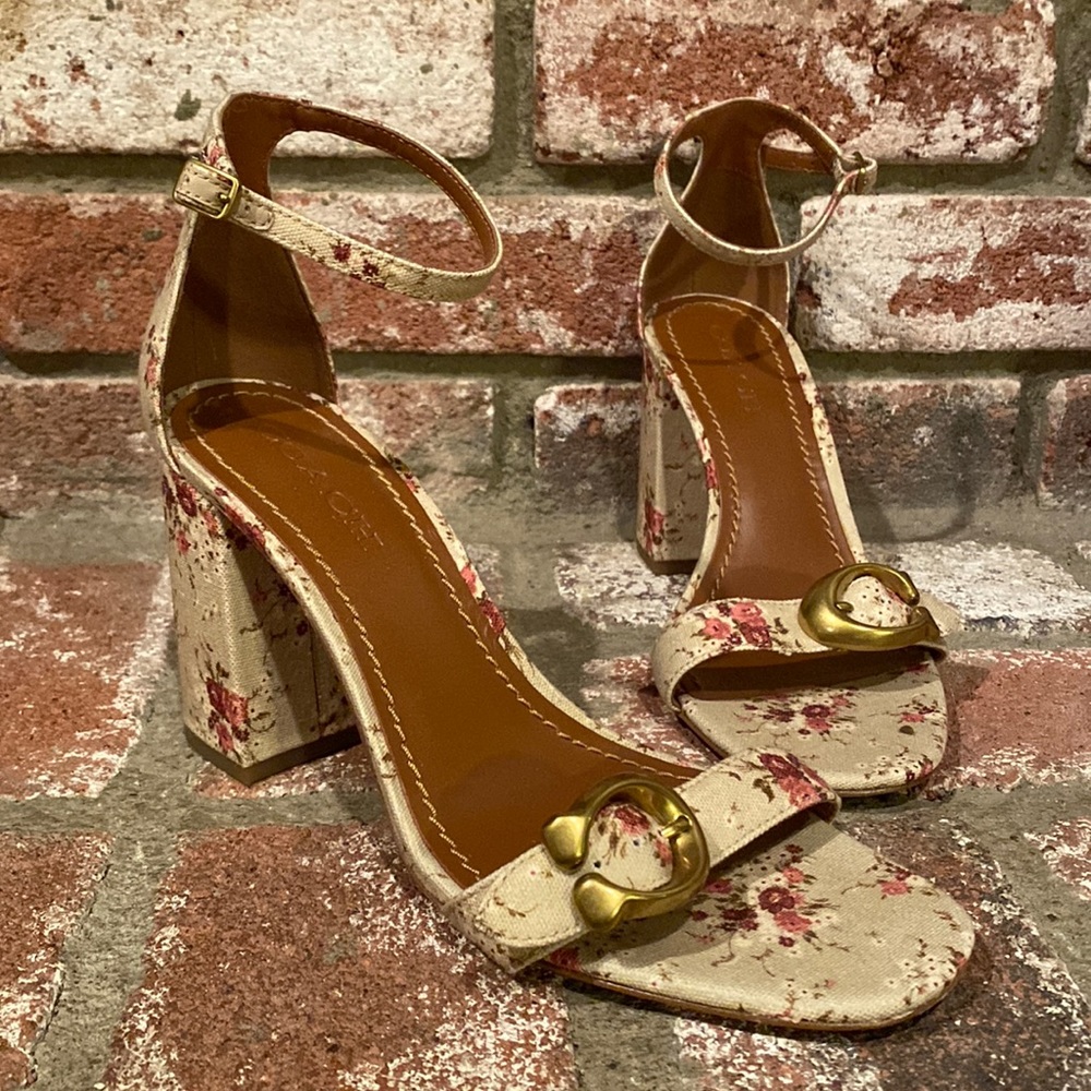 COACH Beautiful Tan Floral Block Heels